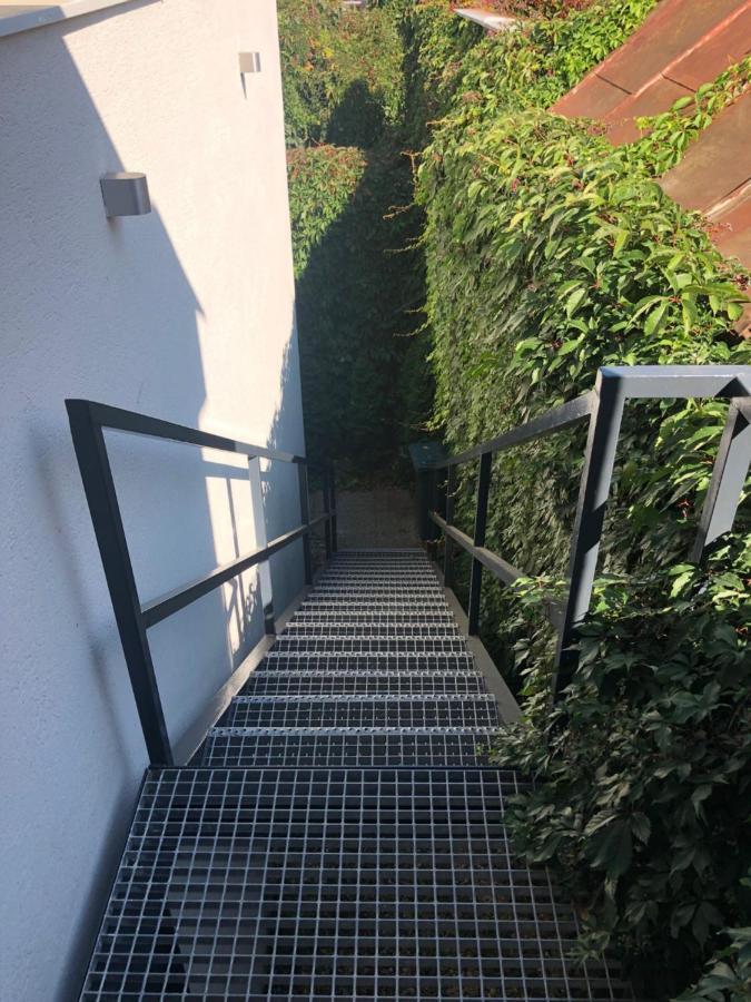Apartman V Centre Michaloviec Michalovce Luaran gambar