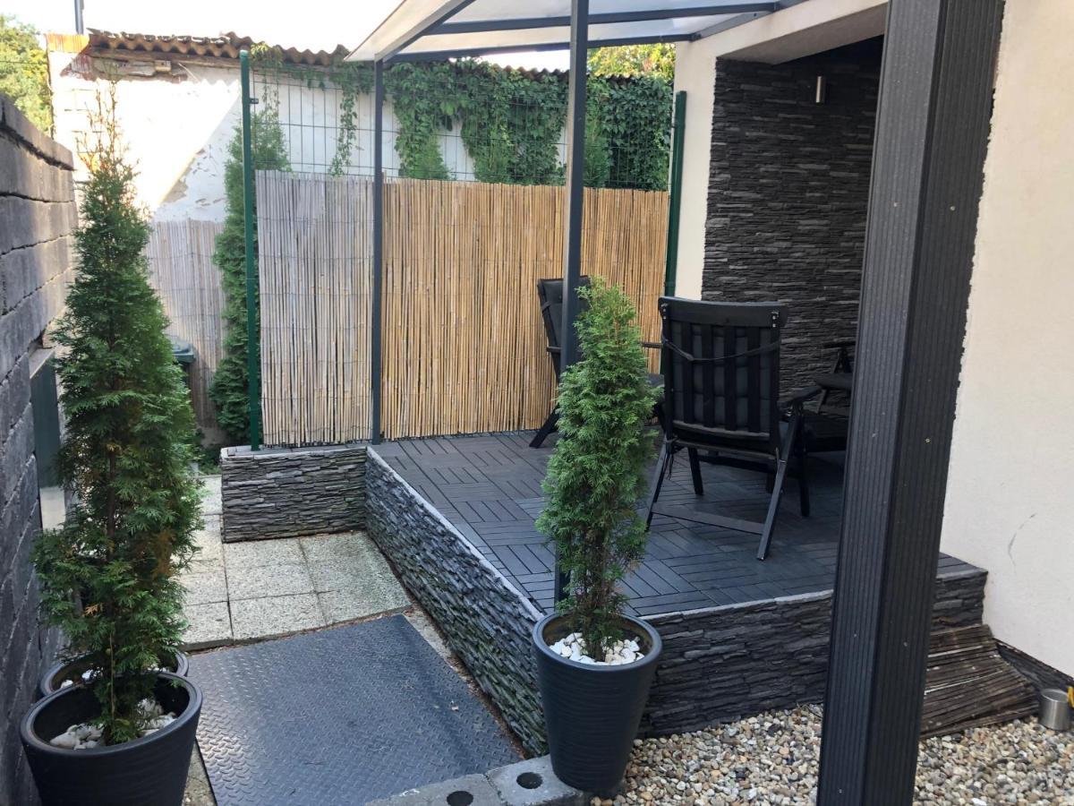 Apartman V Centre Michaloviec Michalovce Luaran gambar
