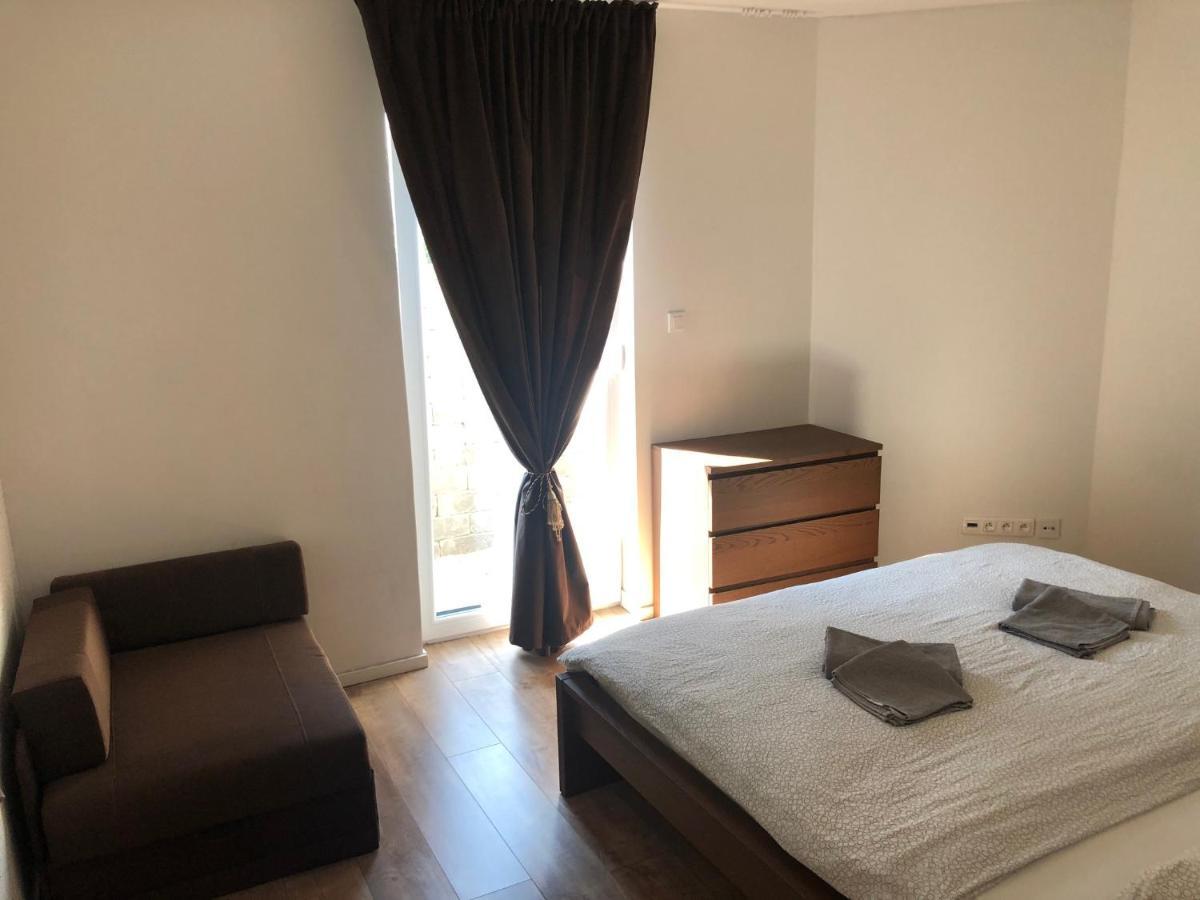 Apartman V Centre Michaloviec Michalovce Luaran gambar