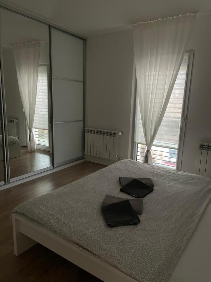 Apartman V Centre Michaloviec Michalovce Luaran gambar