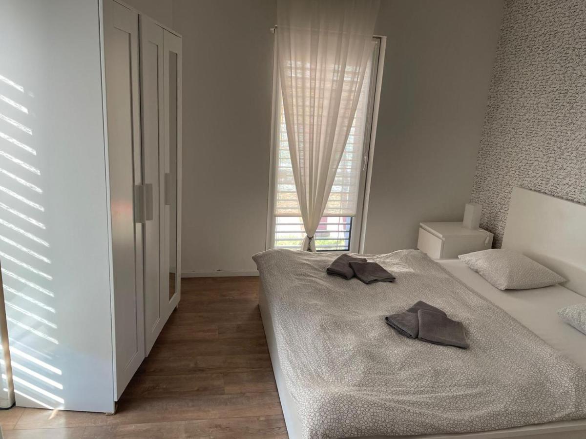 Apartman V Centre Michaloviec Michalovce Luaran gambar