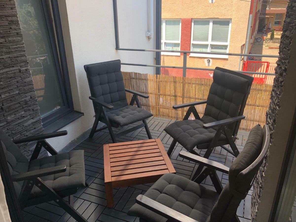 Apartman V Centre Michaloviec Michalovce Luaran gambar