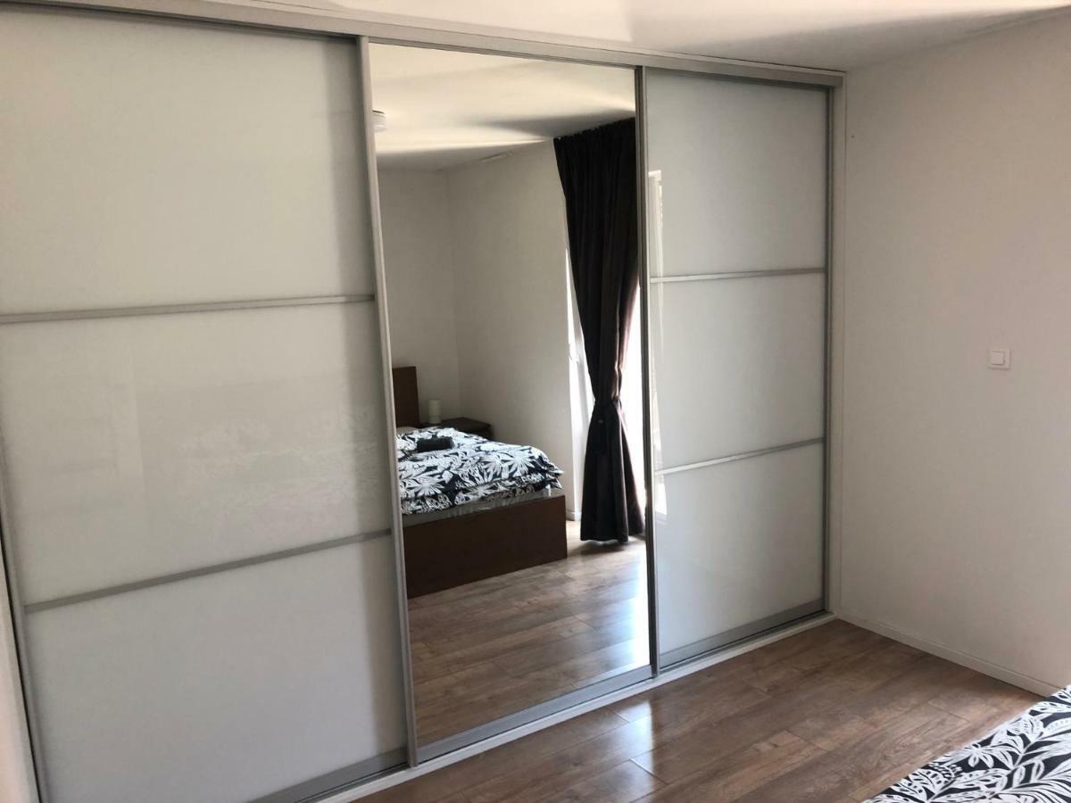 Apartman V Centre Michaloviec Michalovce Luaran gambar